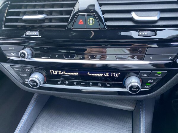 Used BMW 5 Series 2022 for sale - 74837402: Photo 40
