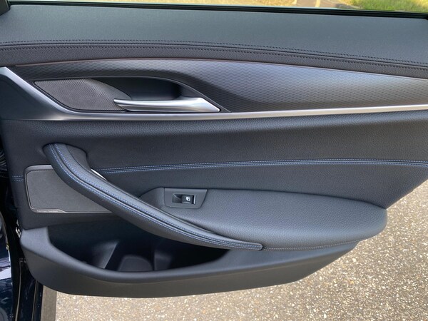 Used BMW 5 Series 2022 for sale - 74837402: Photo 52