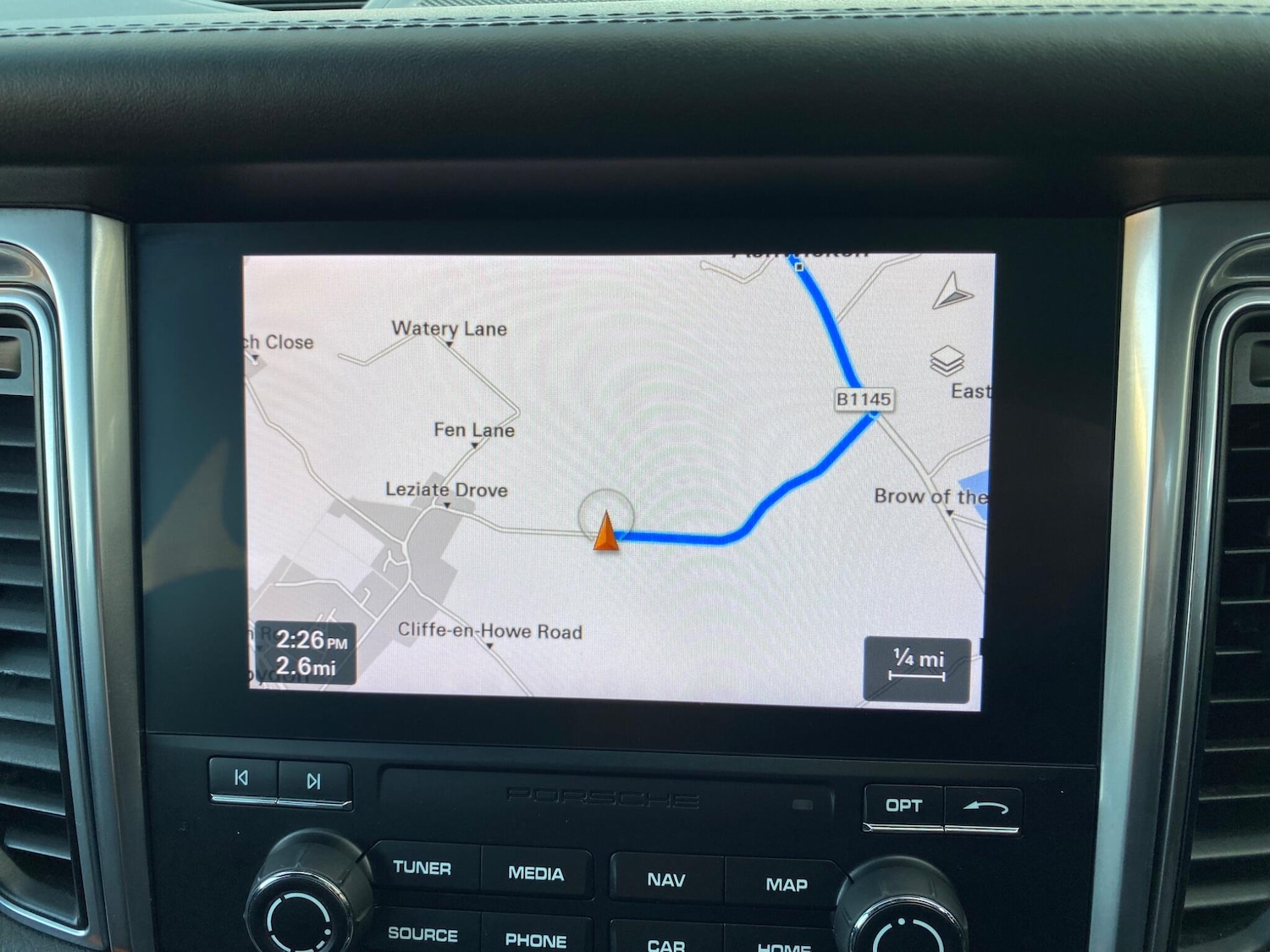 Used Porsche Macan 2017 for sale - 76913388: Photo 38