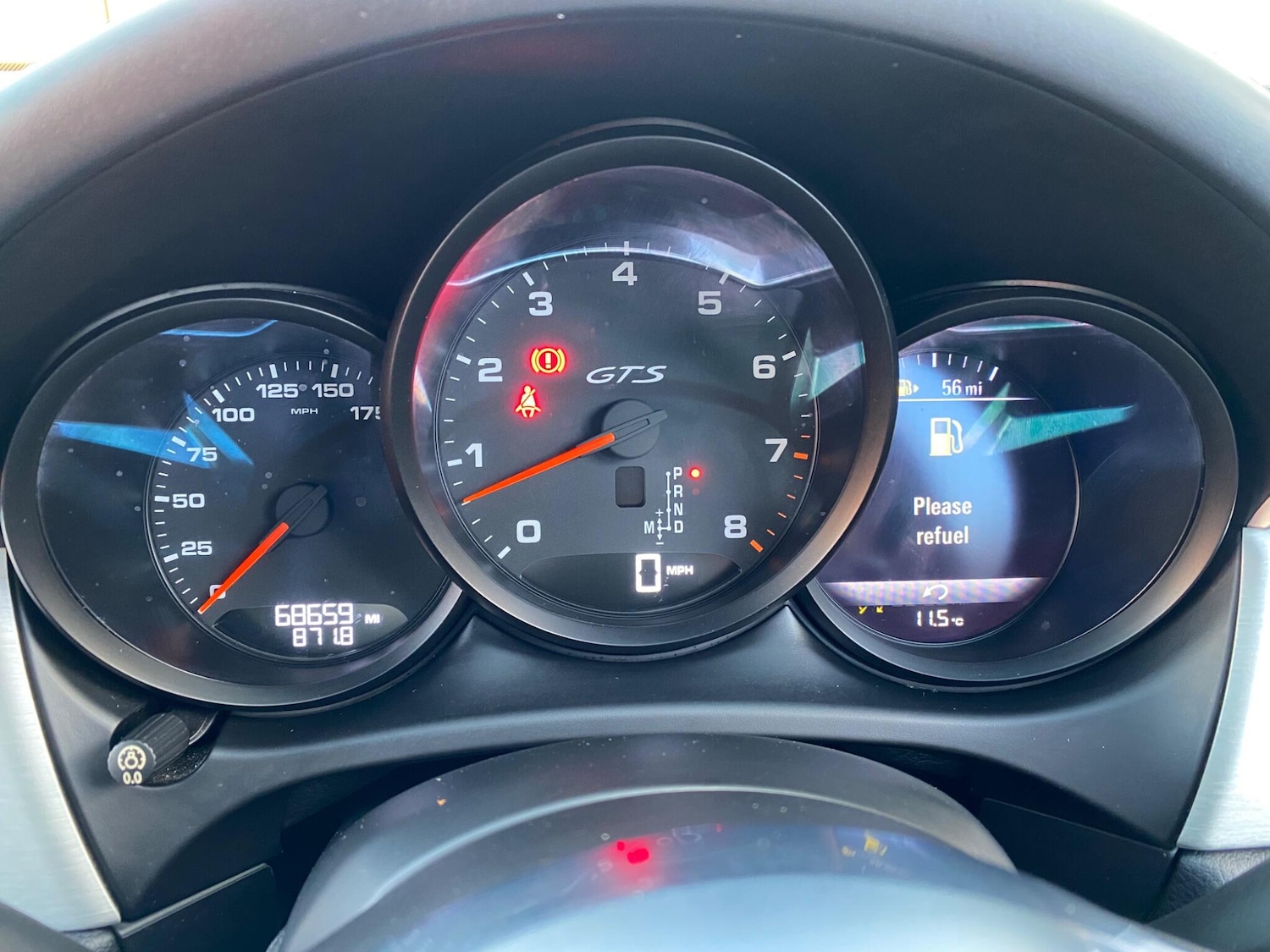 Used Porsche Macan 2017 for sale - 76913388: Photo 49