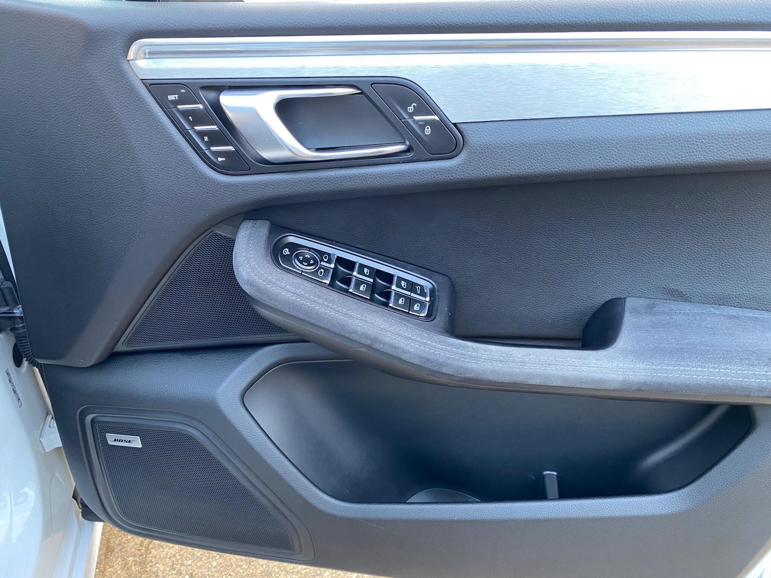 Used Porsche Macan 2017 for sale - 76913388: Photo 54