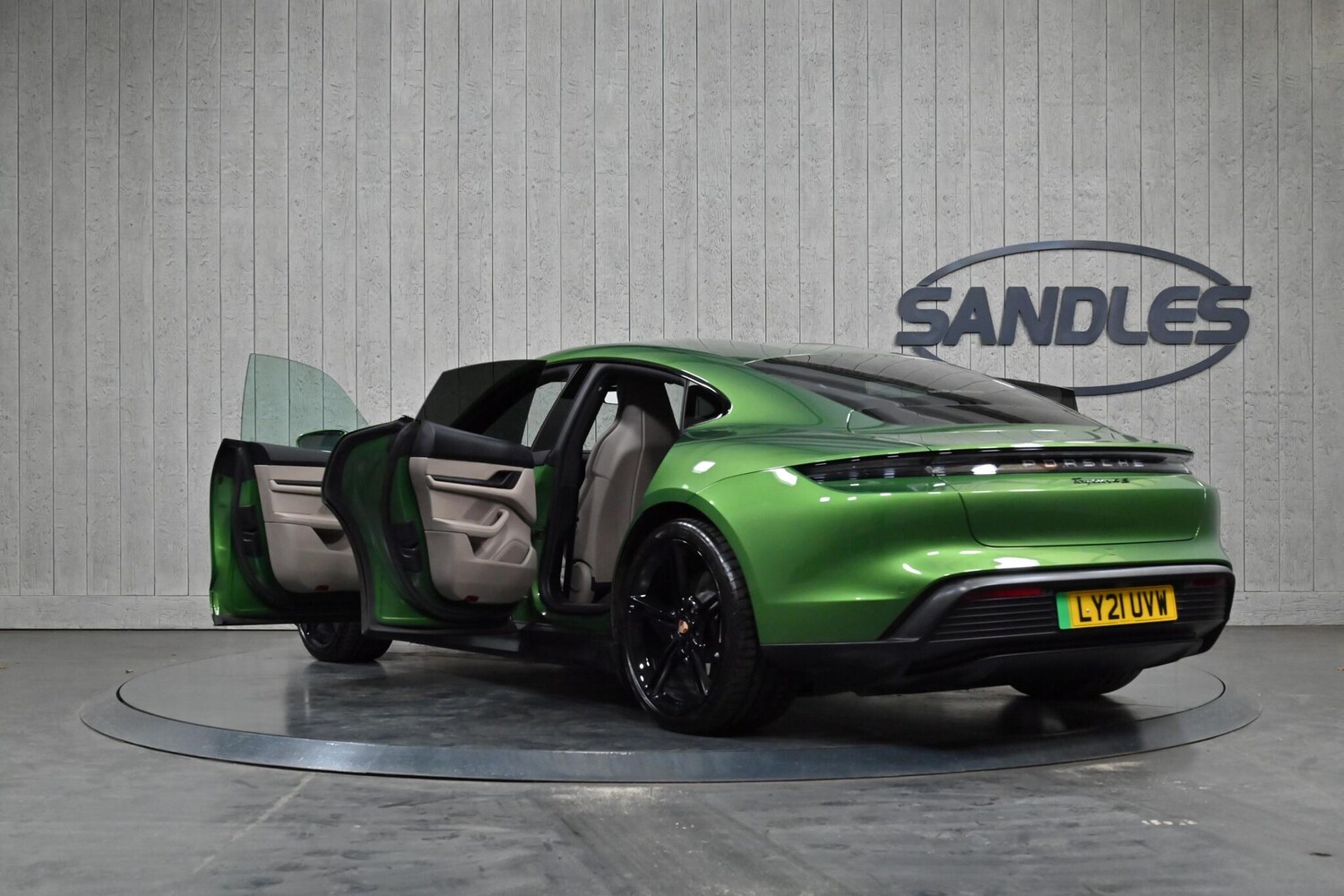 Used Porsche Taycan for sale - 77940602: Photo 10