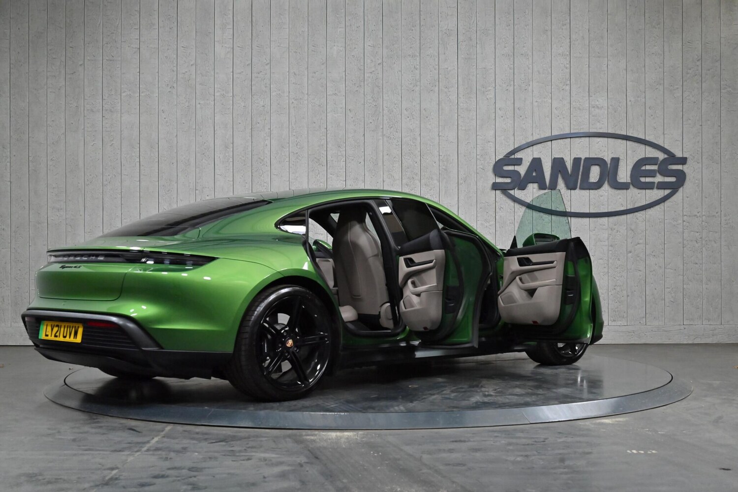 Used Porsche Taycan for sale - 77940602: Photo 12