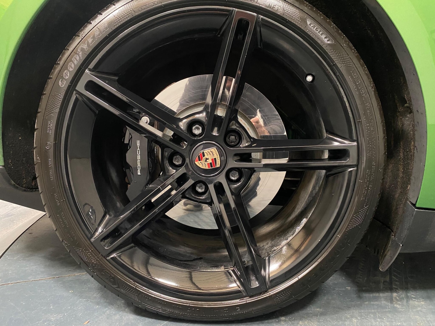 Used Porsche Taycan for sale - 77940602: Photo 21