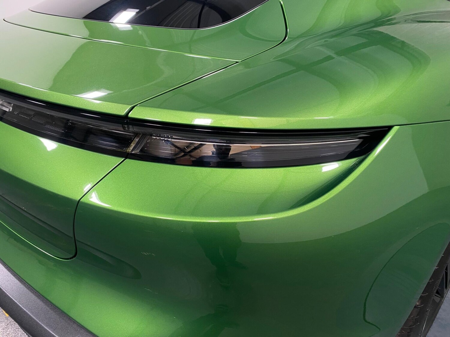 Used Porsche Taycan for sale - 77940602: Photo 23