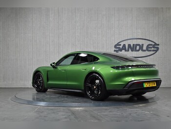 Used Porsche Taycan 2021 for sale - 77940602: Photo