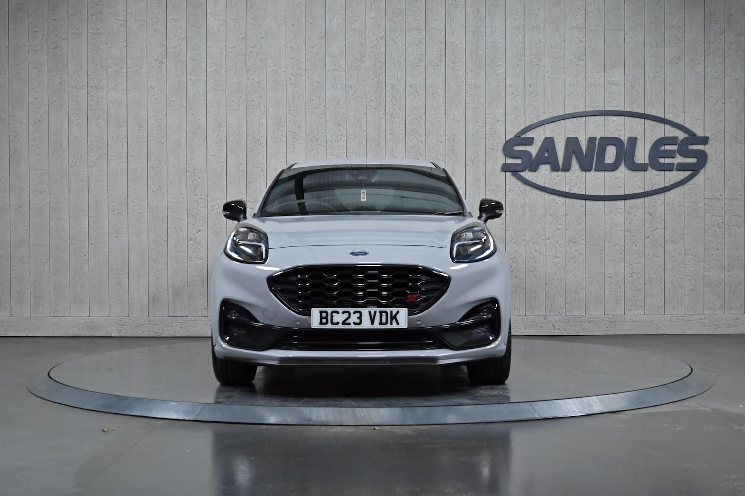 Used Ford Puma 2023 for sale - 76742398: Photo 2