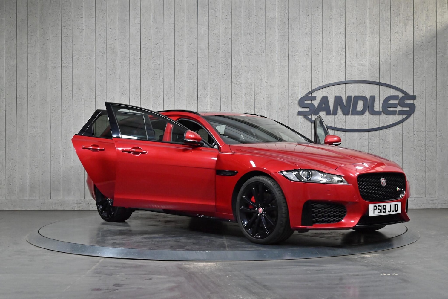 Used Jaguar XF 2019 for sale - 77440130: Photo 10