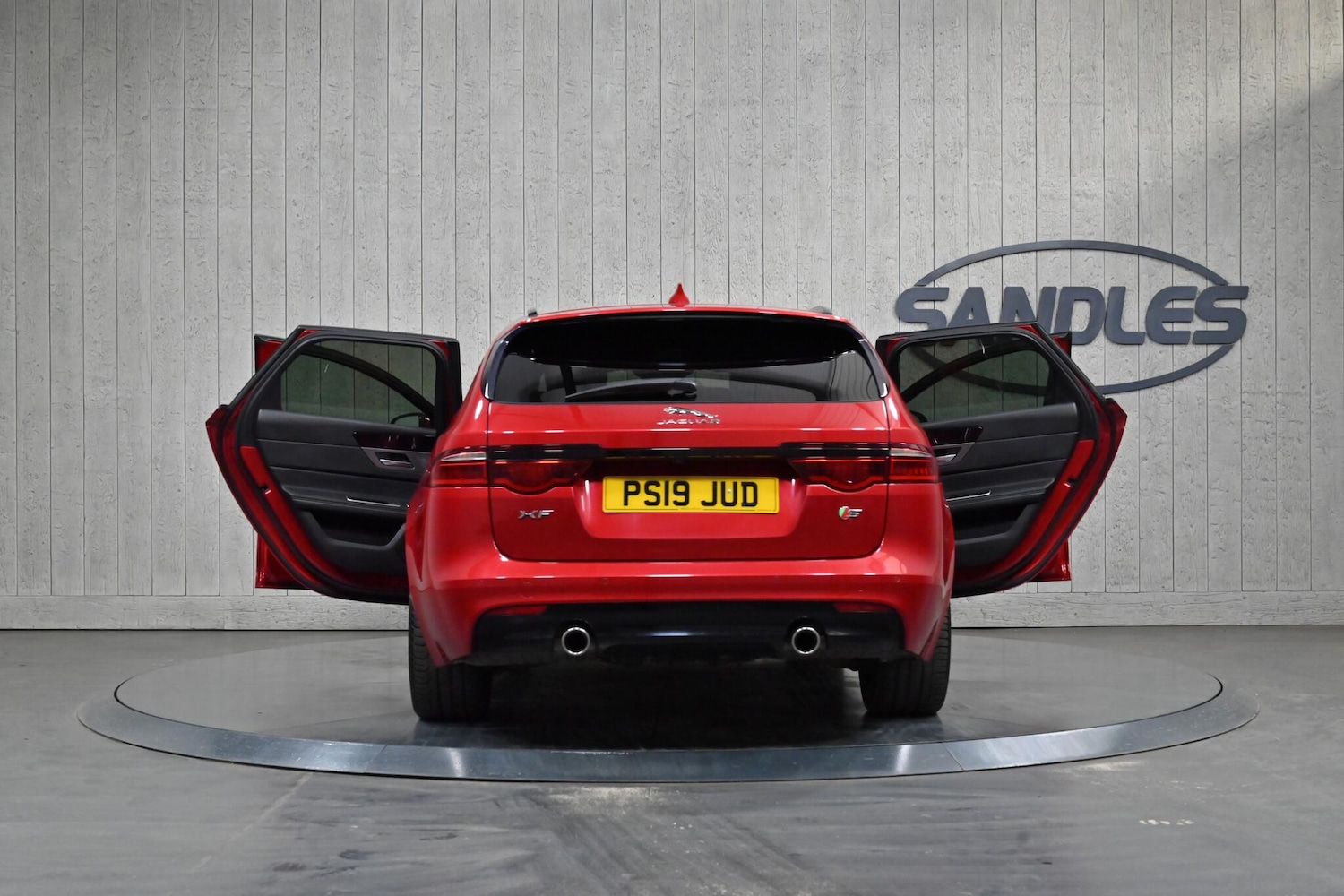 Used Jaguar XF 2019 for sale - 77440130: Photo 14