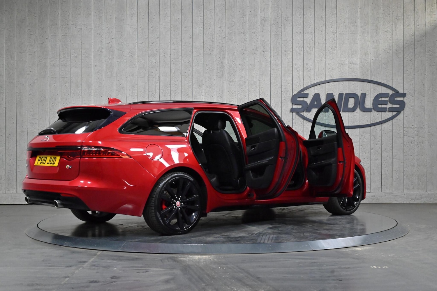 Used Jaguar XF 2019 for sale - 77440130: Photo 15