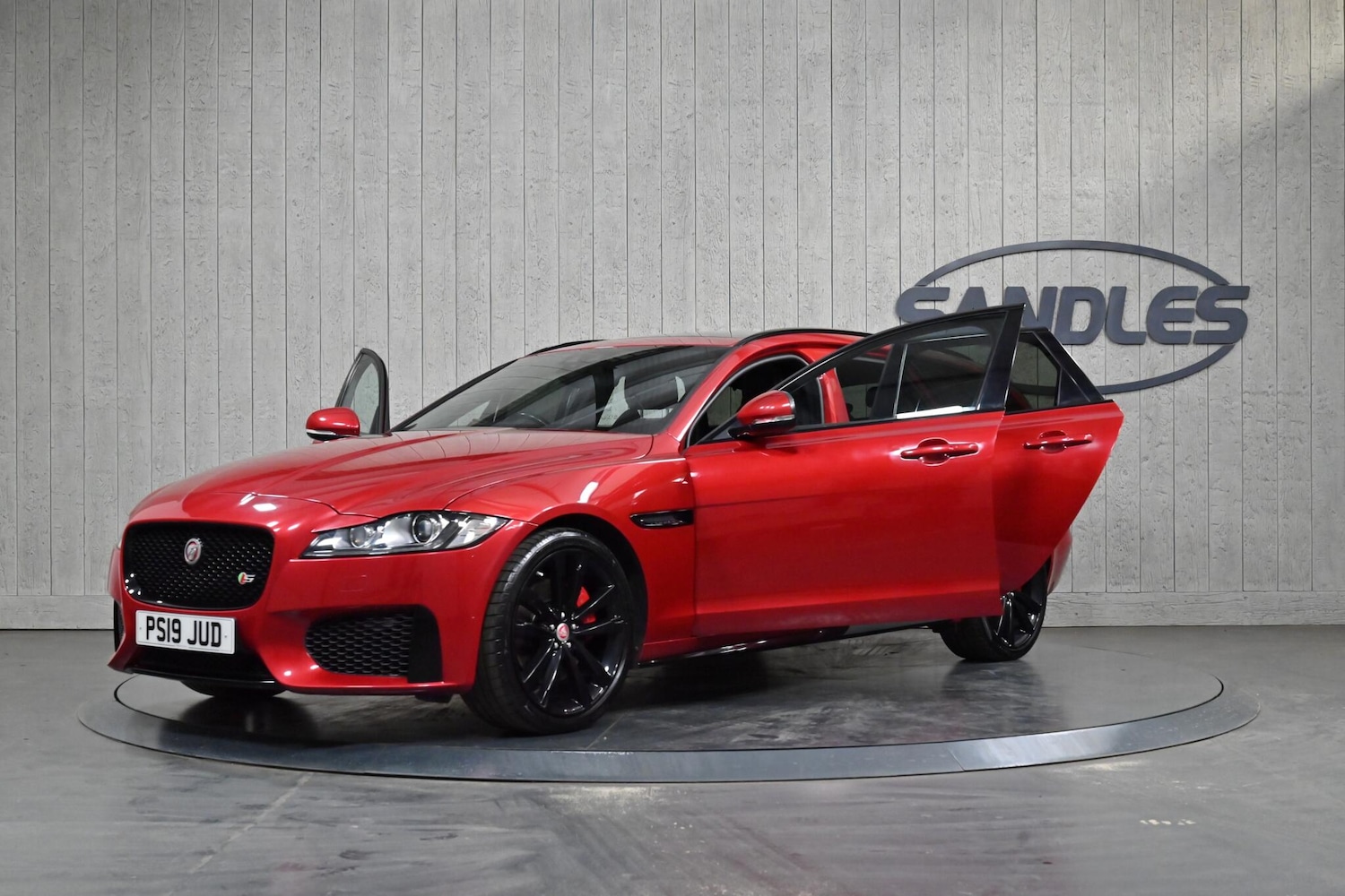 Used Jaguar XF 2019 for sale - 77440130: Photo 16