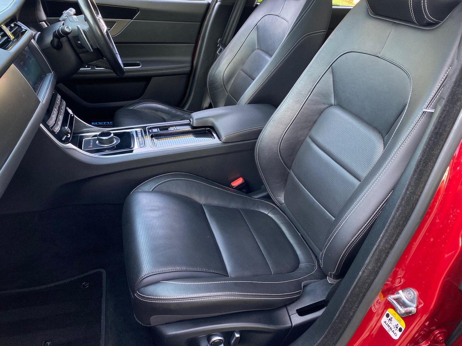 Used Jaguar XF 2019 for sale - 77440130: Photo 25