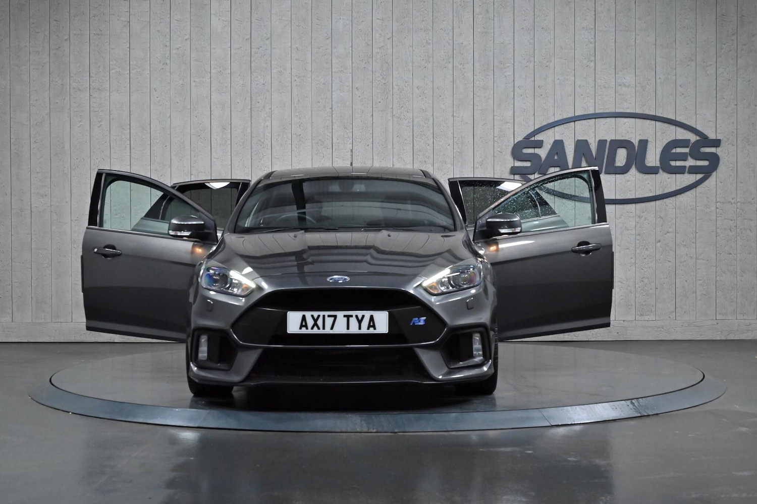 Used Ford Focus 2017 for sale - 76996368: Photo 10