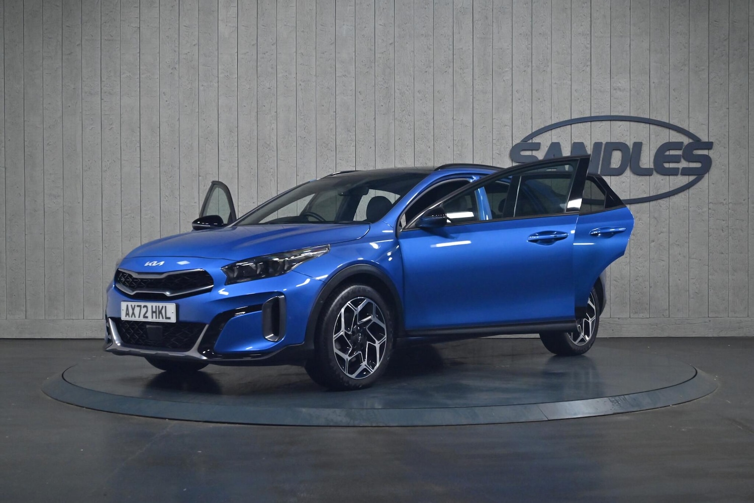 Used Kia XCeed 2023 for sale - 76032341: Photo 14
