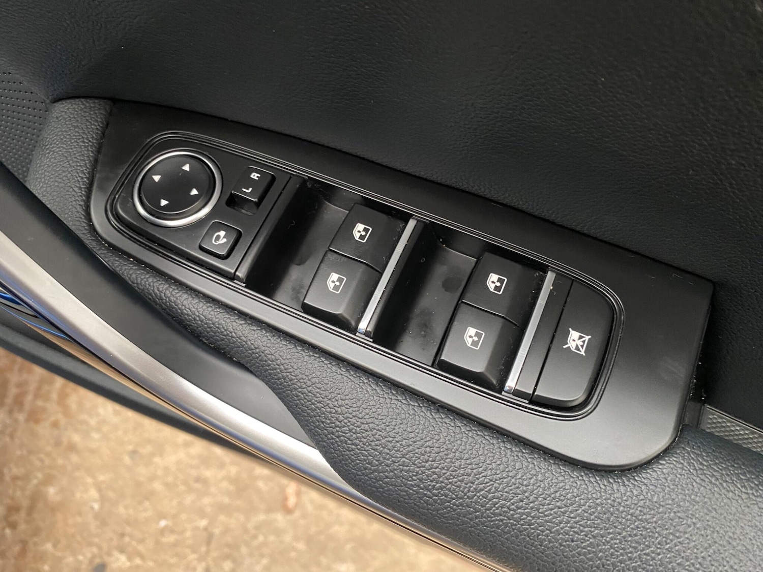 Used Kia XCeed 2023 for sale - 76032341: Photo 38