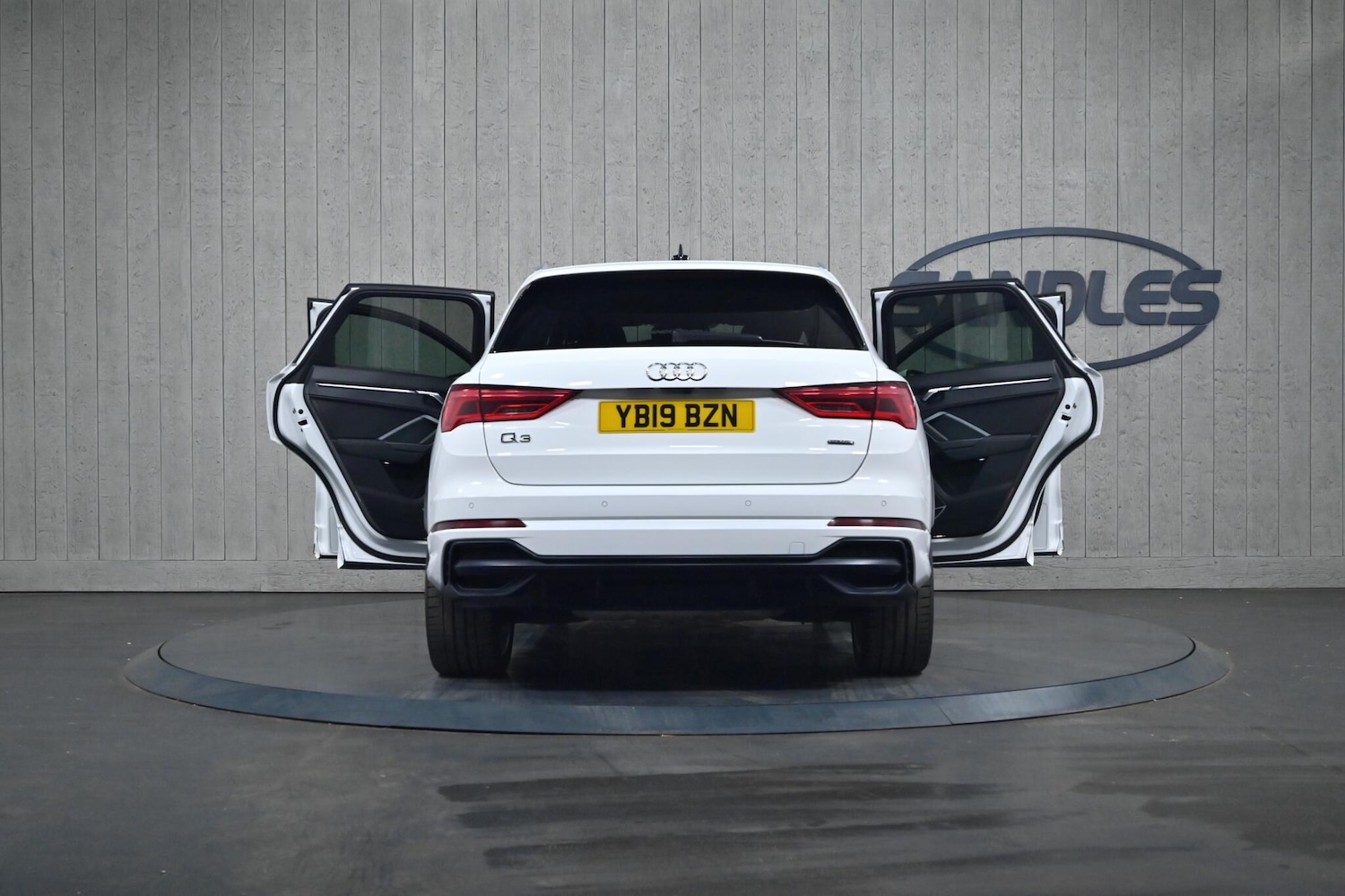 Used Audi Q3 2019 for sale - 76214727: Photo 12