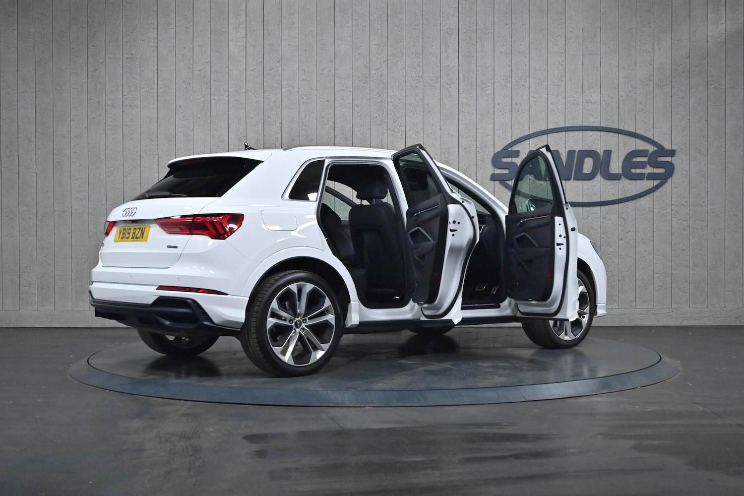 Used Audi Q3 2019 for sale - 76214727: Photo 13