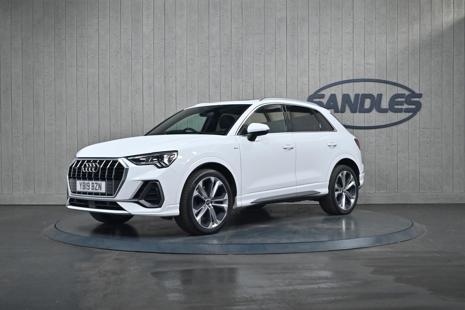Used Audi Q3 2019 for sale - 76214727: Photo 7