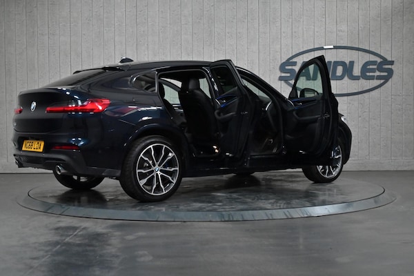 Used BMW X4 2019 for sale - 73027197: Photo 13