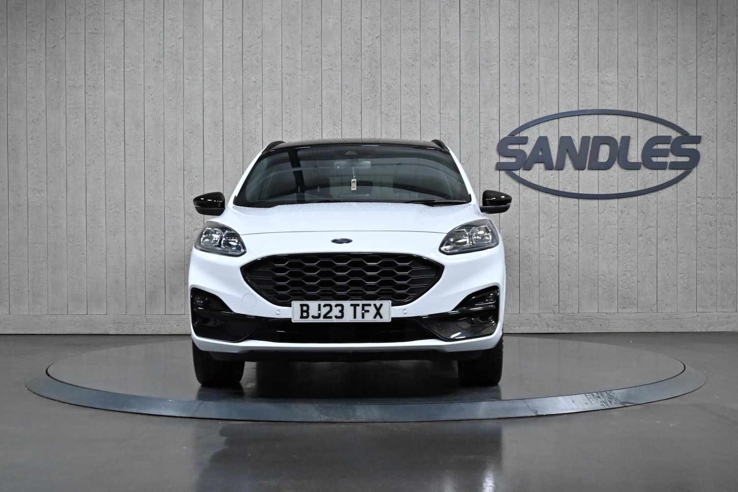 Used Ford Kuga 2023 for sale - 76433100: Photo 2