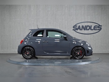 Used Abarth 595 2022 for sale - 76728032: Photo
