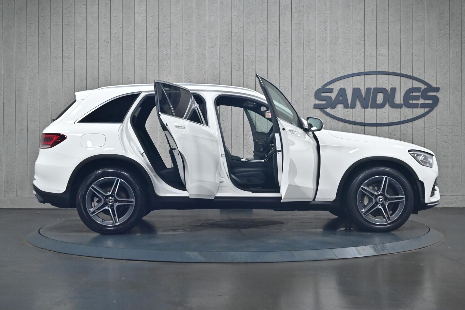 Used Mercedes-Benz GLC 2020 for sale - 76043290: Photo 10