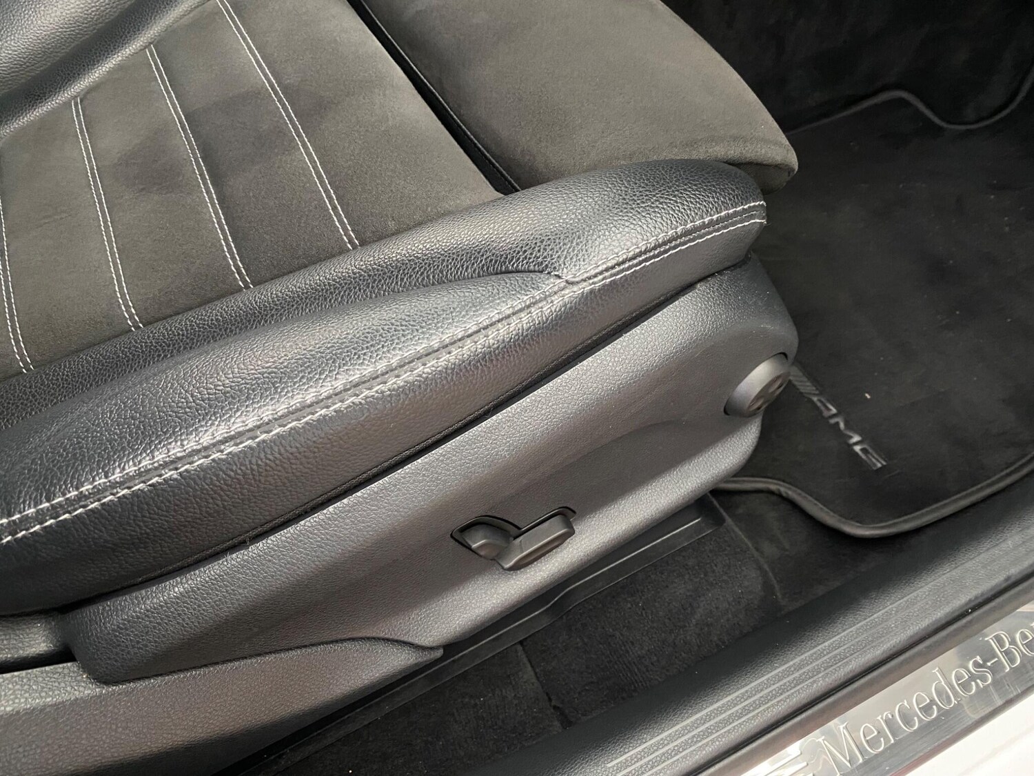 Used Mercedes-Benz GLC 2020 for sale - 76043290: Photo 25