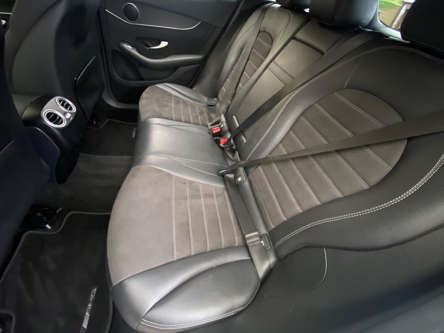 Used Mercedes-Benz GLC 2020 for sale - 76043290: Photo 29