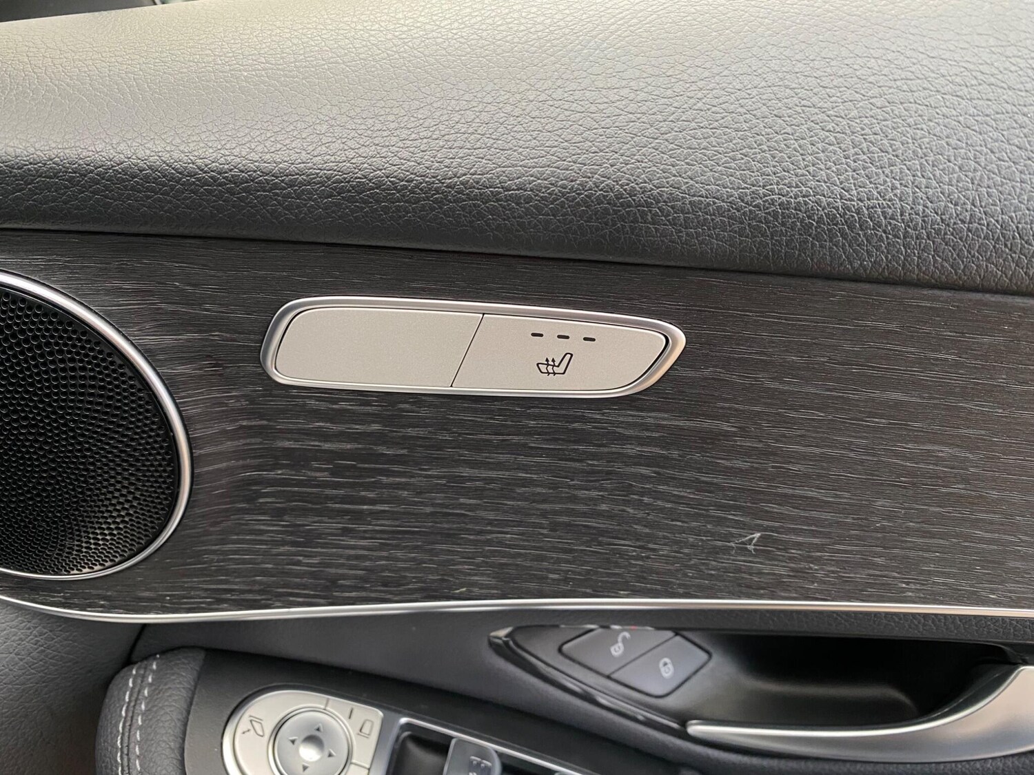 Used Mercedes-Benz GLC 2020 for sale - 76043290: Photo 51