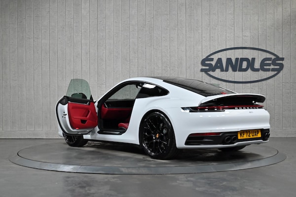 Used Porsche 911 2022 for sale - 74522032: Photo 12