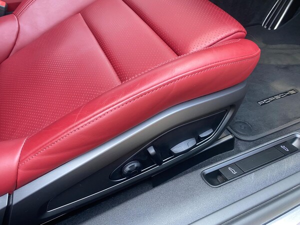 Used Porsche 911 2022 for sale - 74522032: Photo 32