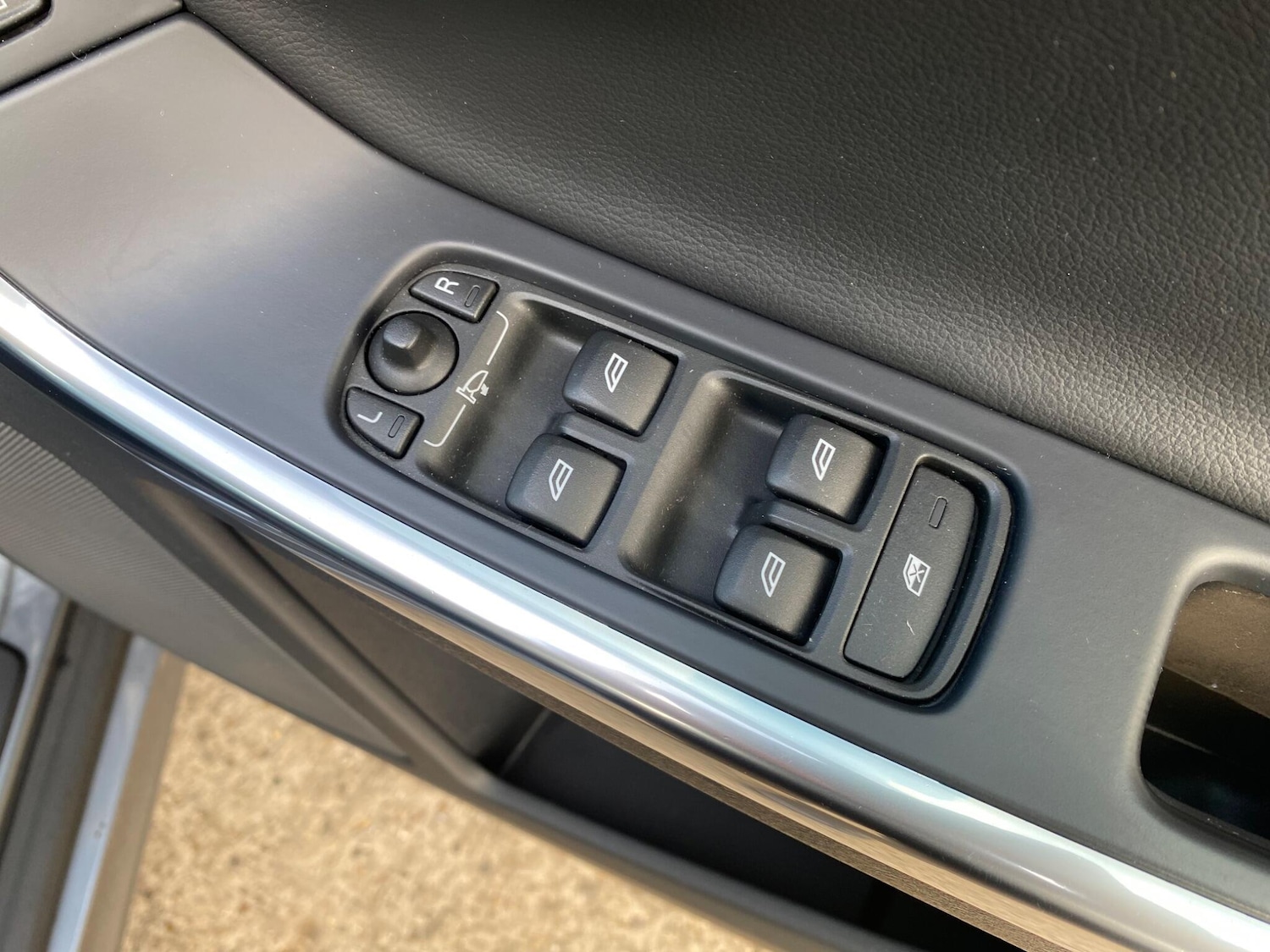 Used Volvo XC60 2016 for sale - 76336809: Photo 48