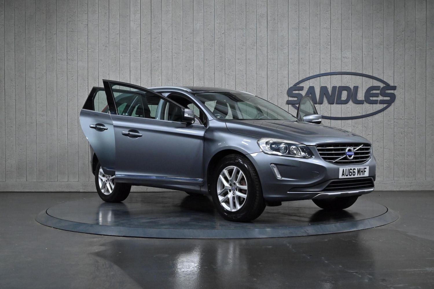 Used Volvo XC60 2016 for sale - 76336809: Photo 8