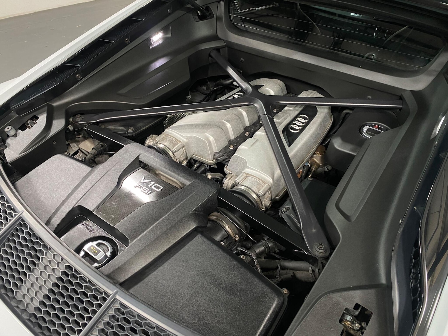 Used Audi R8 2016 for sale - 78006908: Photo 26