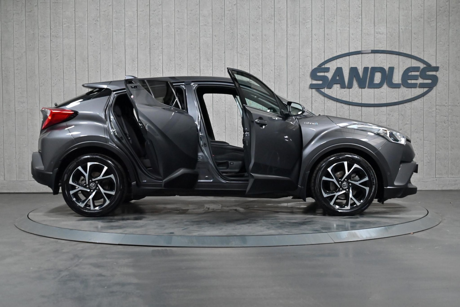 Used Toyota C-HR for sale - 76996583: Photo 11