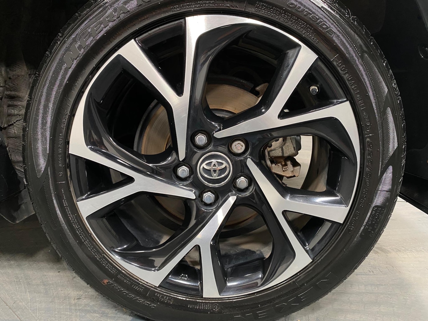 Used Toyota C-HR for sale - 76996583: Photo 17