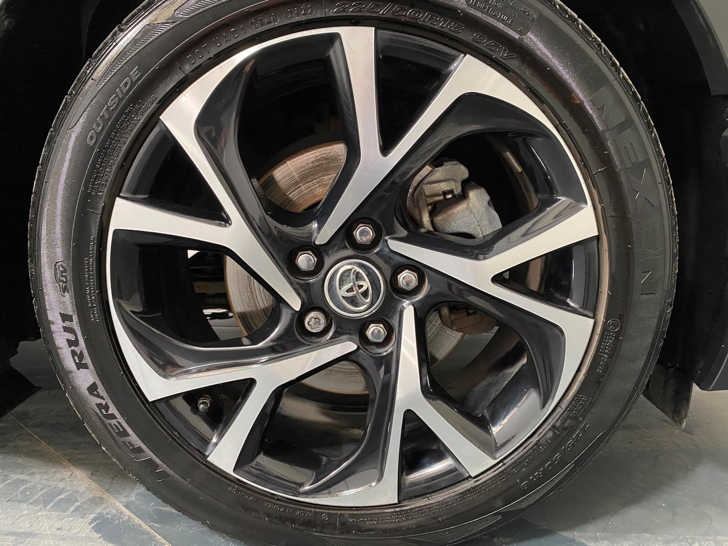 Used Toyota C-HR for sale - 76996583: Photo 19