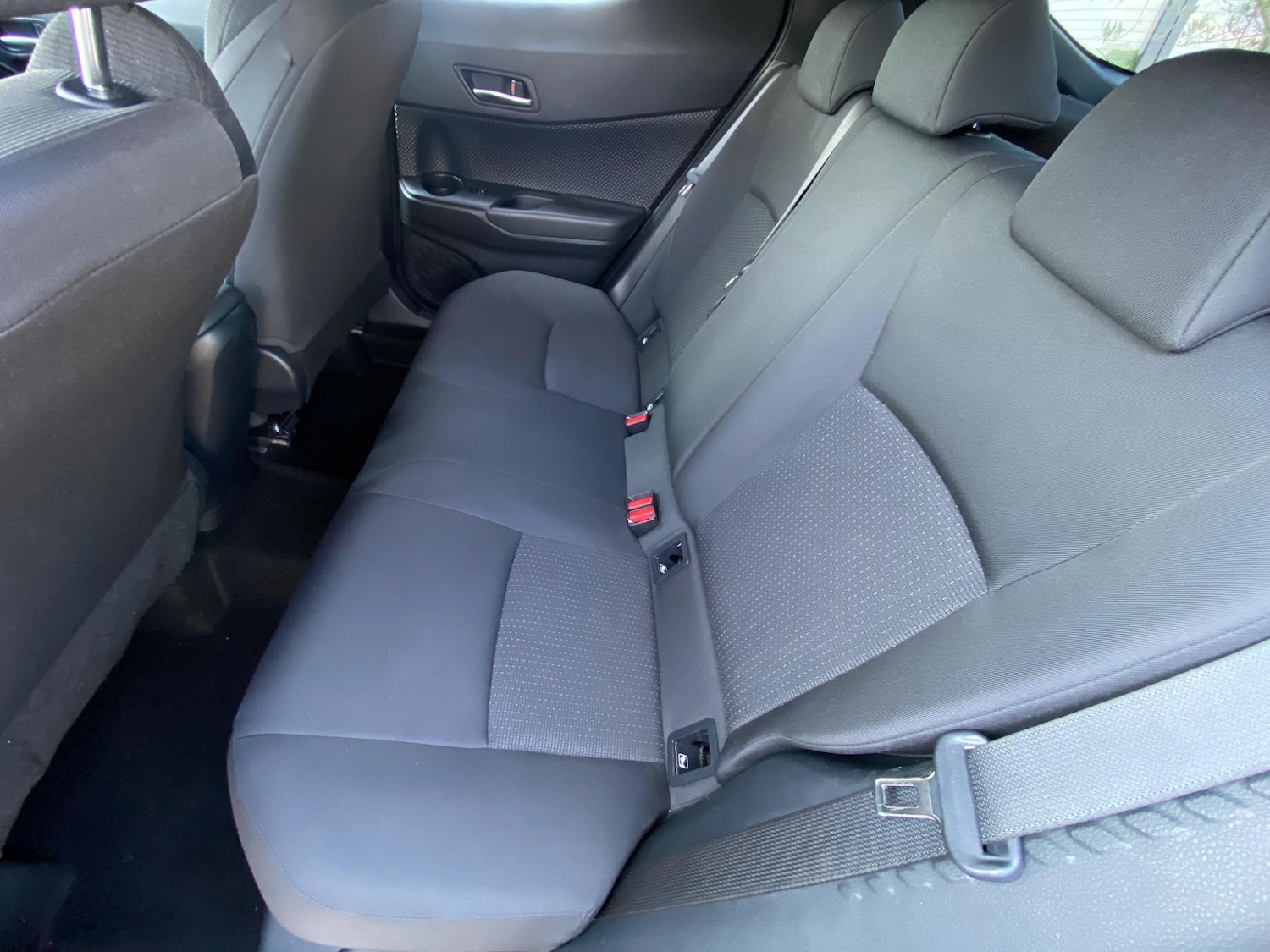 Used Toyota C-HR for sale - 76996583: Photo 29