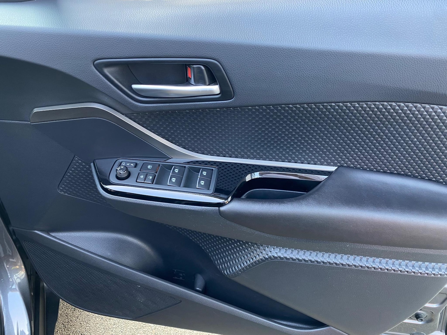 Used Toyota C-HR for sale - 76996583: Photo 46