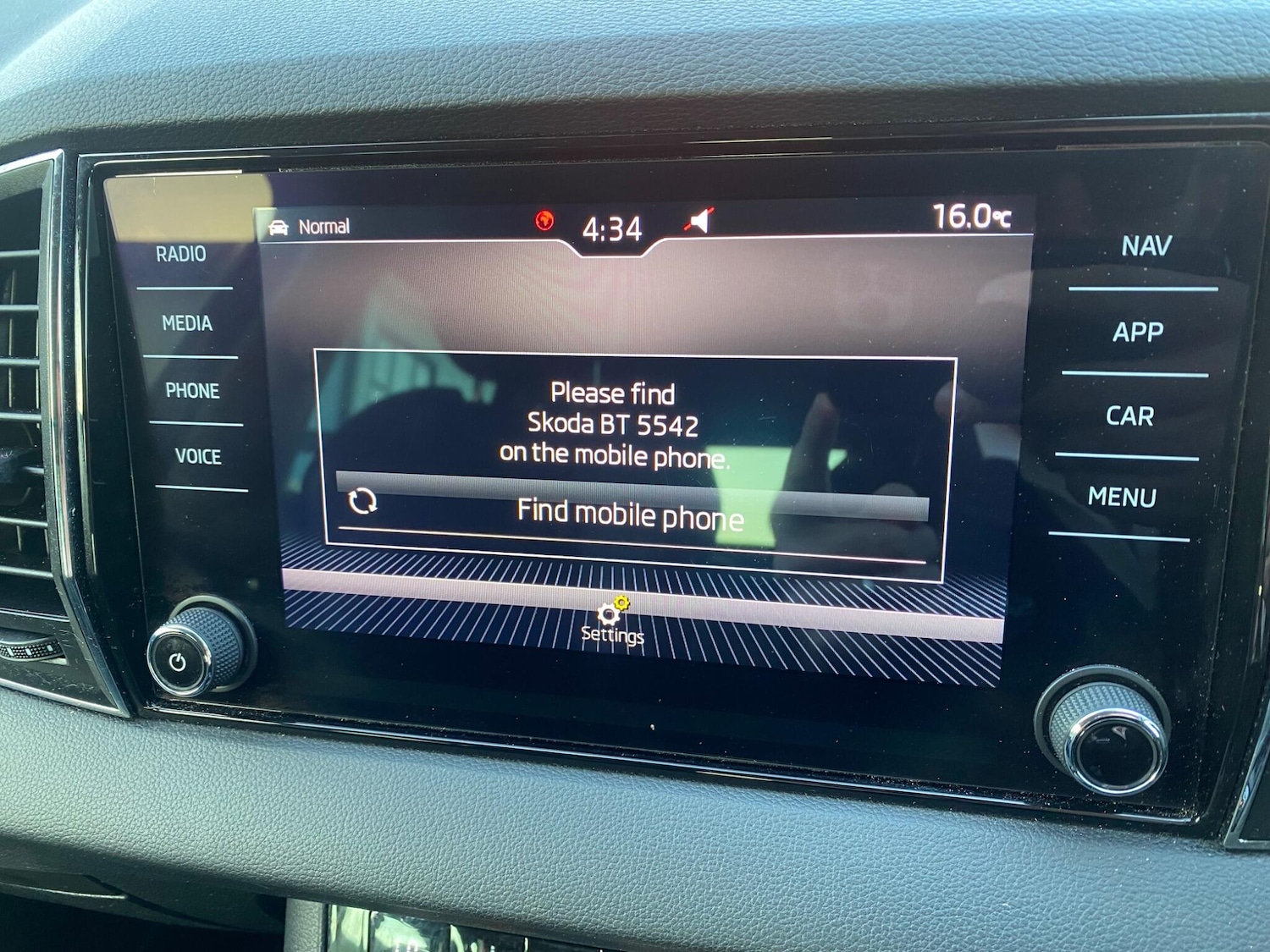 Used Skoda Karoq for sale - 77769710: Photo 32