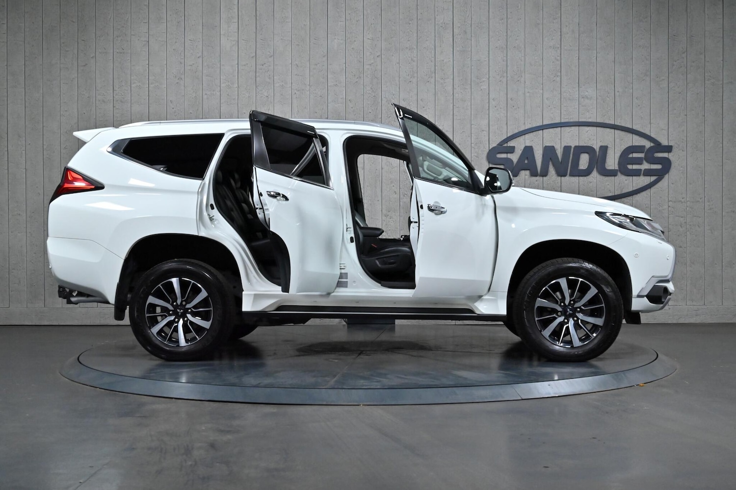 Used Mitsubishi Shogun Sport for sale - 76377572: Photo 11