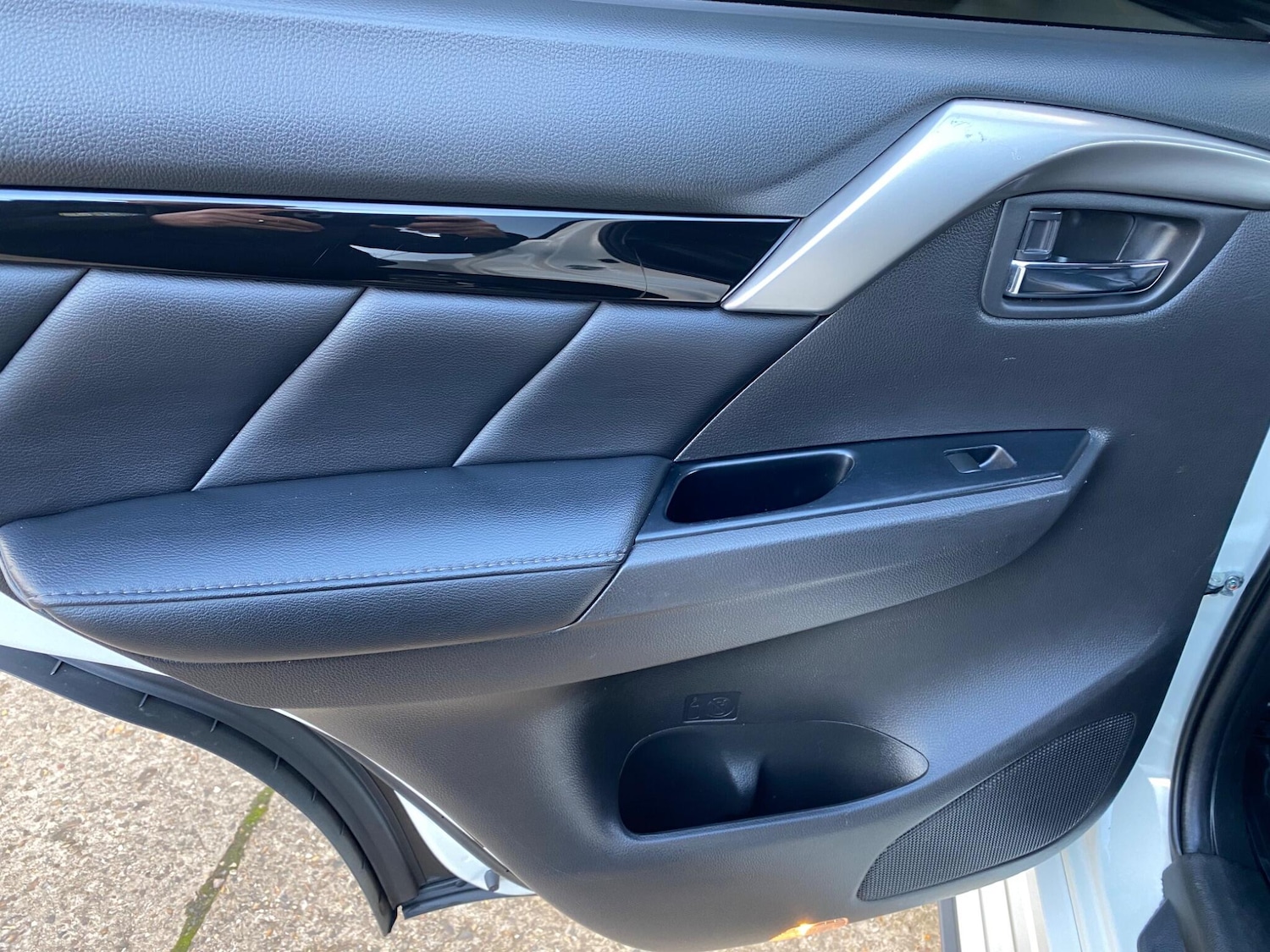 Used Mitsubishi Shogun Sport for sale - 76377572: Photo 50