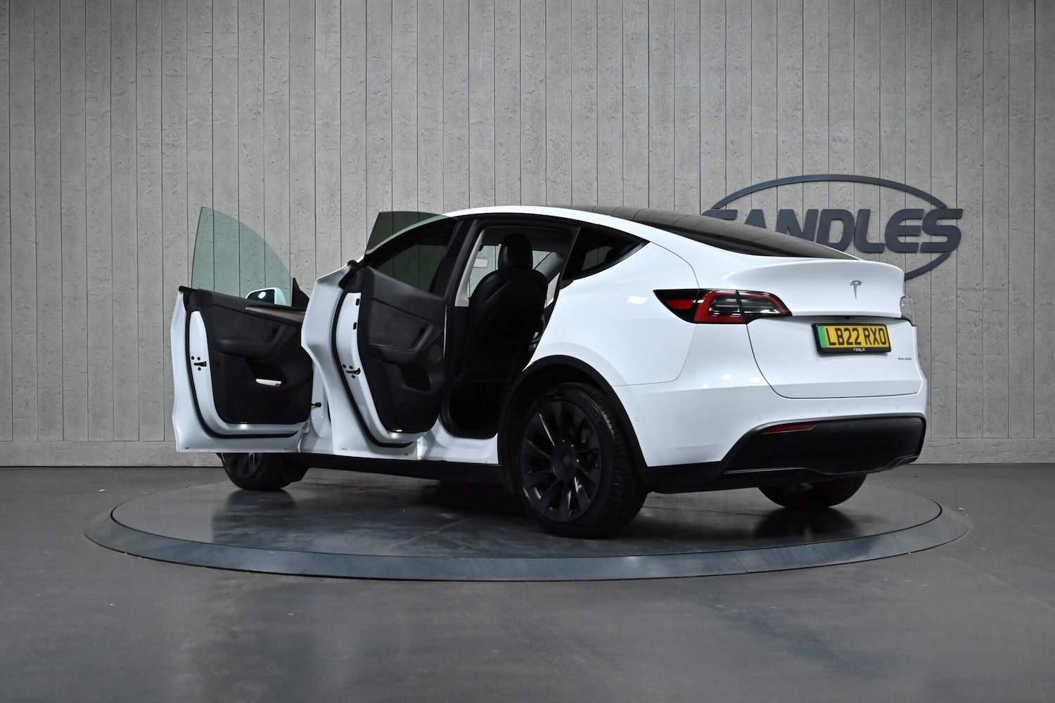 Used Tesla Model Y 2022 for sale - 76349235: Photo 11