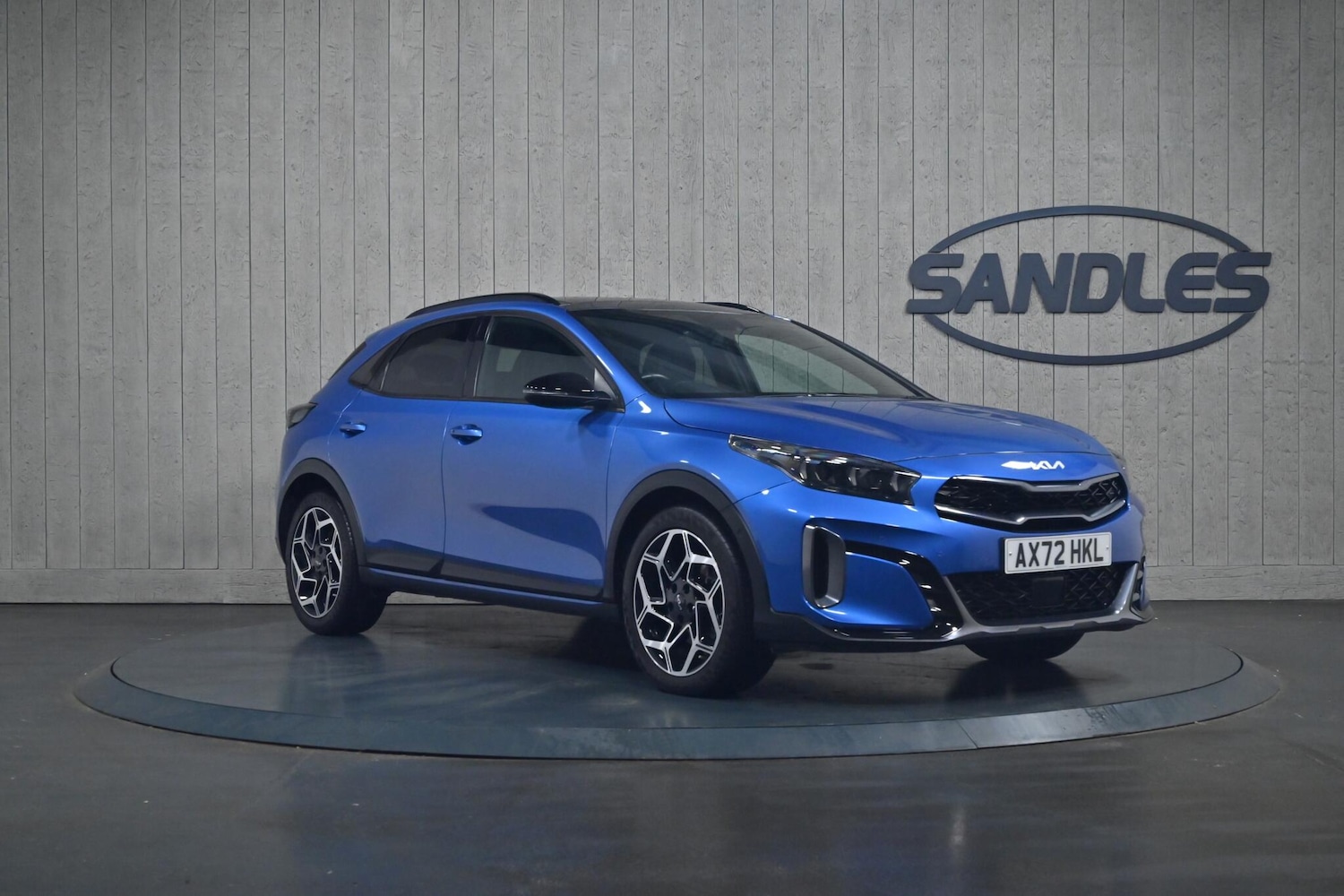 Used Kia XCeed 2023 for sale - 76989049: Photo 1