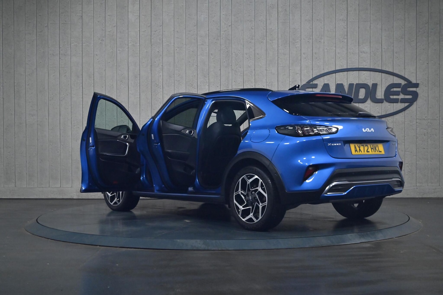 Used Kia XCeed 2023 for sale - 76989049: Photo 12