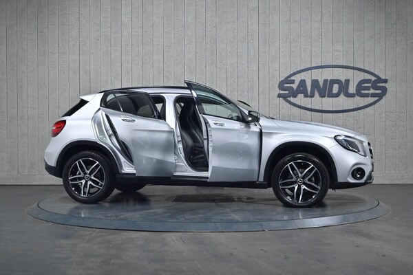Used Mercedes-Benz GLA 2019 for sale - 76189465: Photo 10