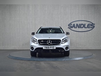 Used Mercedes-Benz GLA 2019 for sale - 76189465: Photo 2