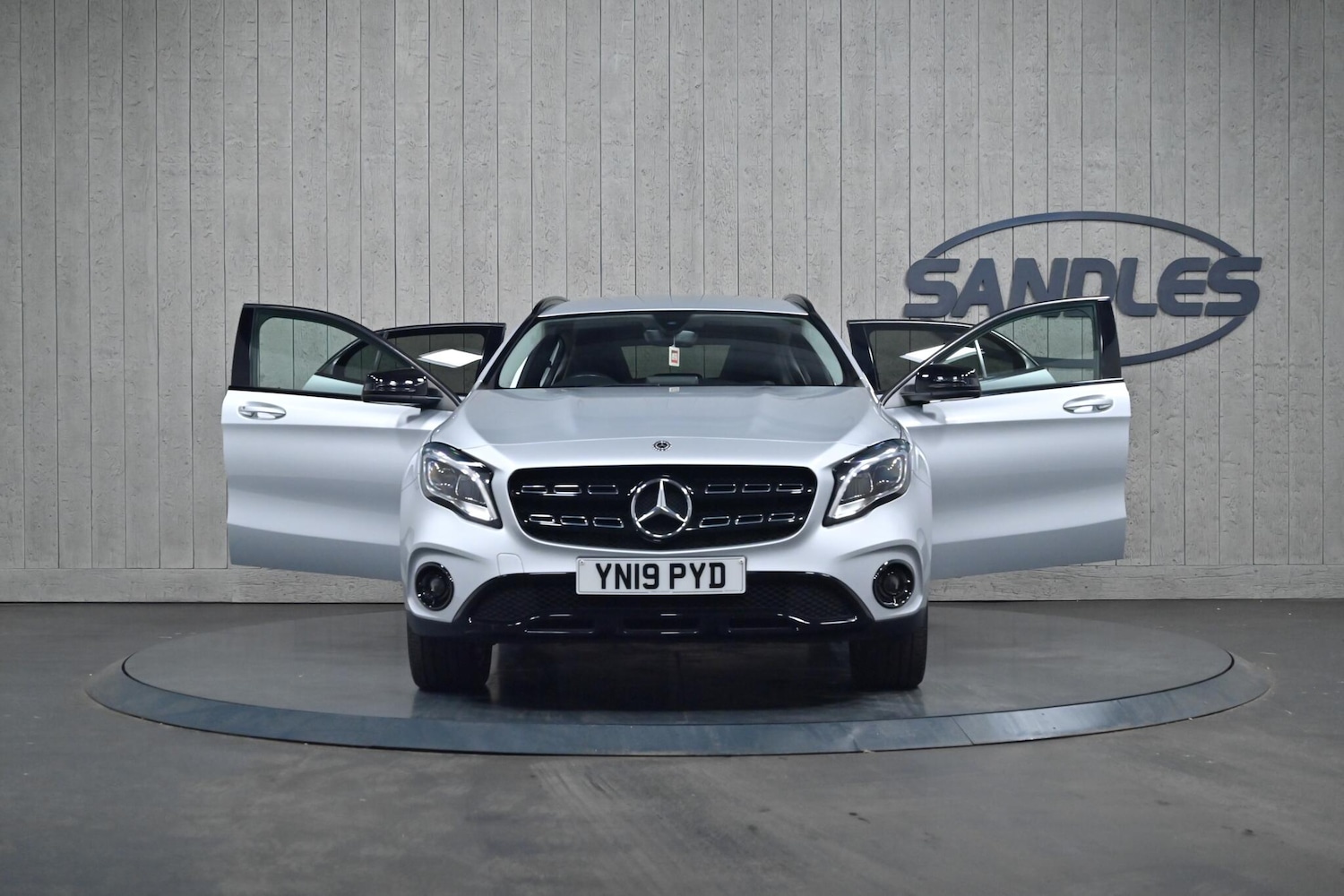 Used Mercedes-Benz GLA 2019 for sale - 76189465: Photo 9