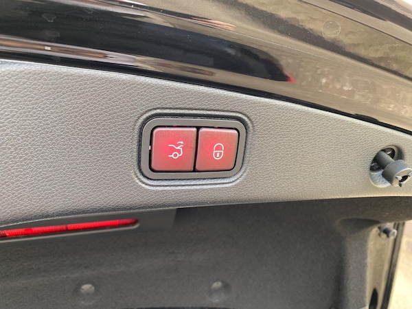 Used Mercedes-Benz E-Class 2020 for sale - 75601228: Photo 53