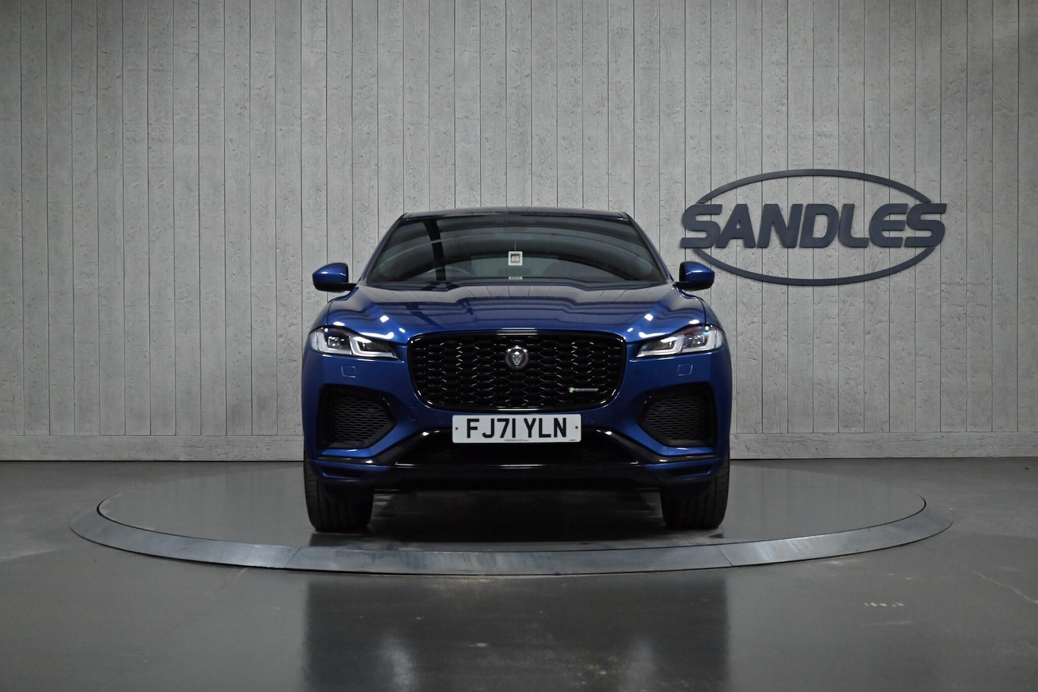 Used Jaguar F-Pace 2022 for sale - 77549484: Photo 2